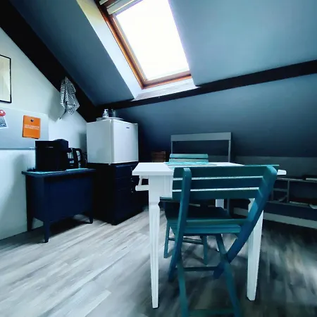 Des Mondfänger Couette-café Meisenthal