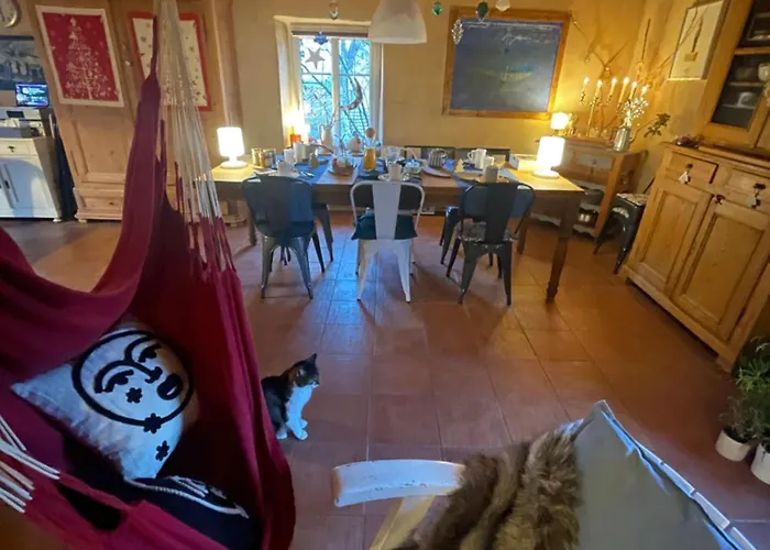 Des Mondfaenger Bed & Breakfast *